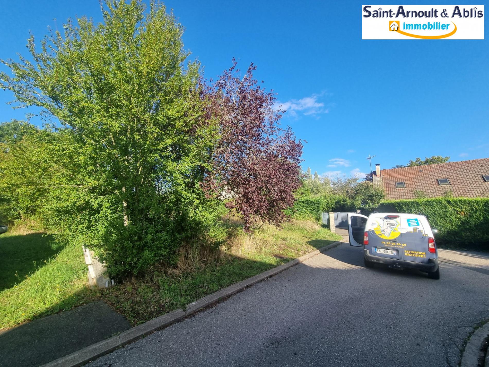 AUNEAU CENTRE VILLE A PIED 28700