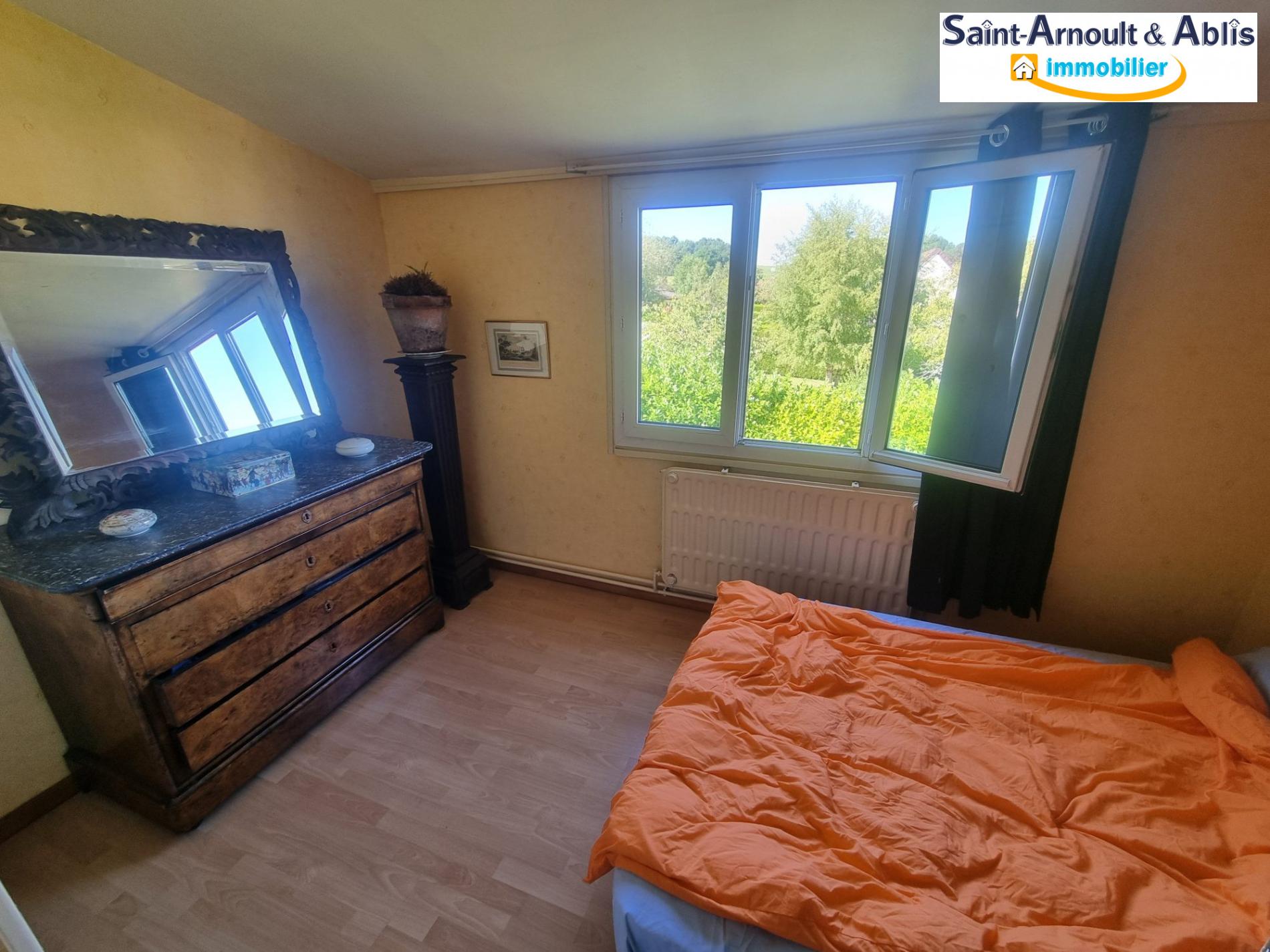 ST ARNOULT EN YVELINES 78730