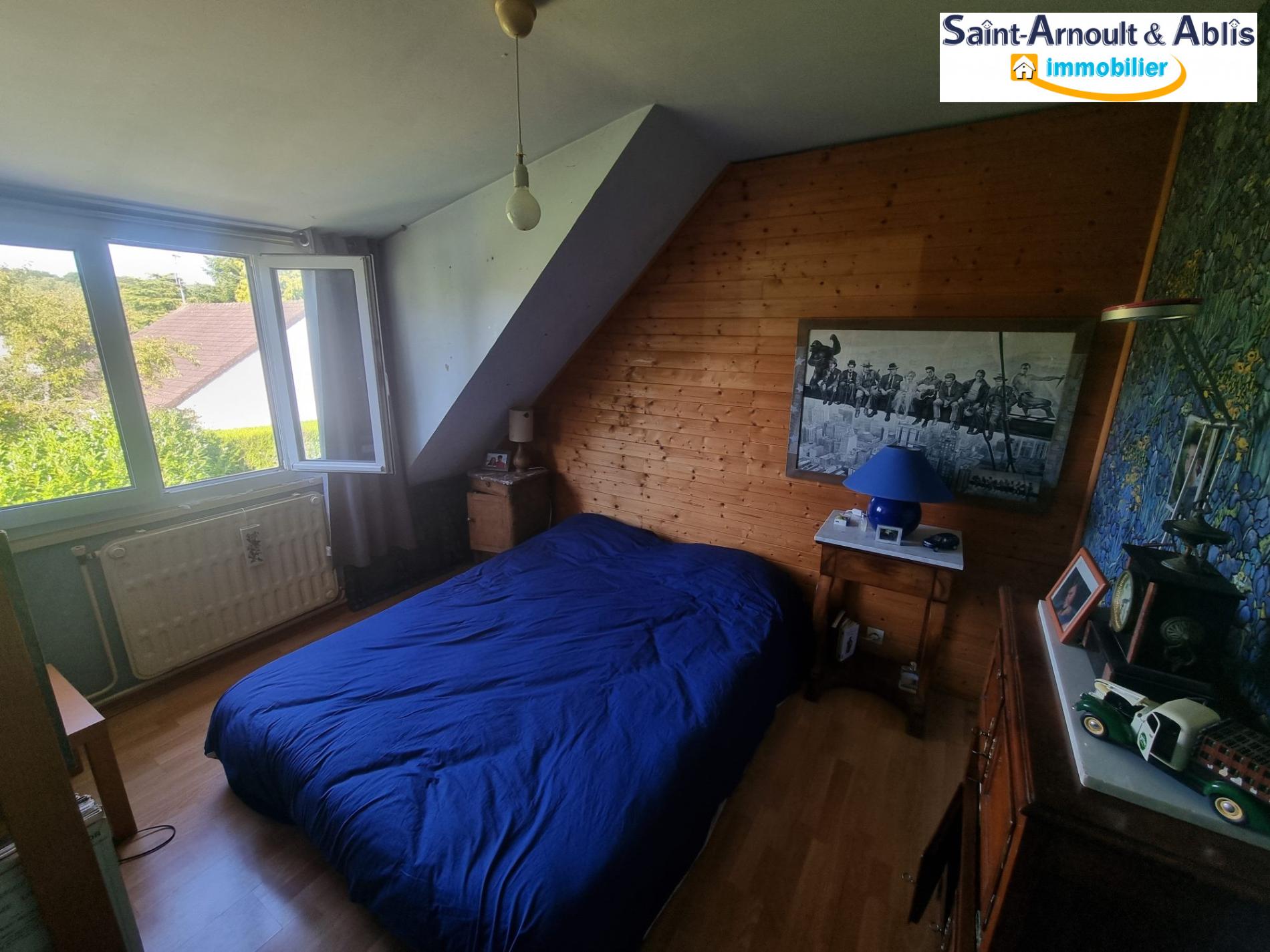 ST ARNOULT EN YVELINES 78730