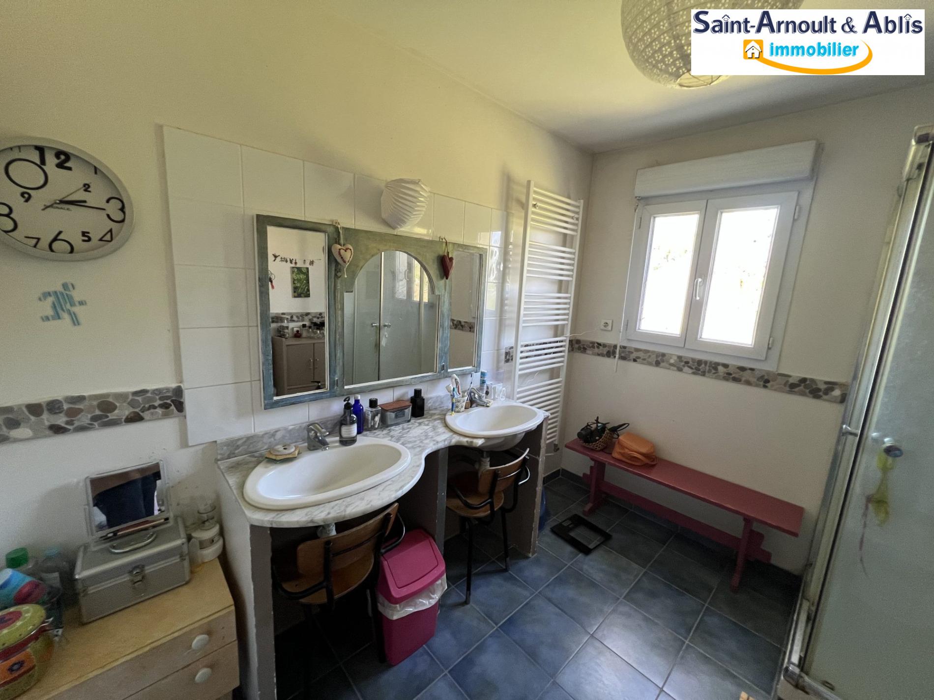 ST ARNOULT EN Ynes 78730