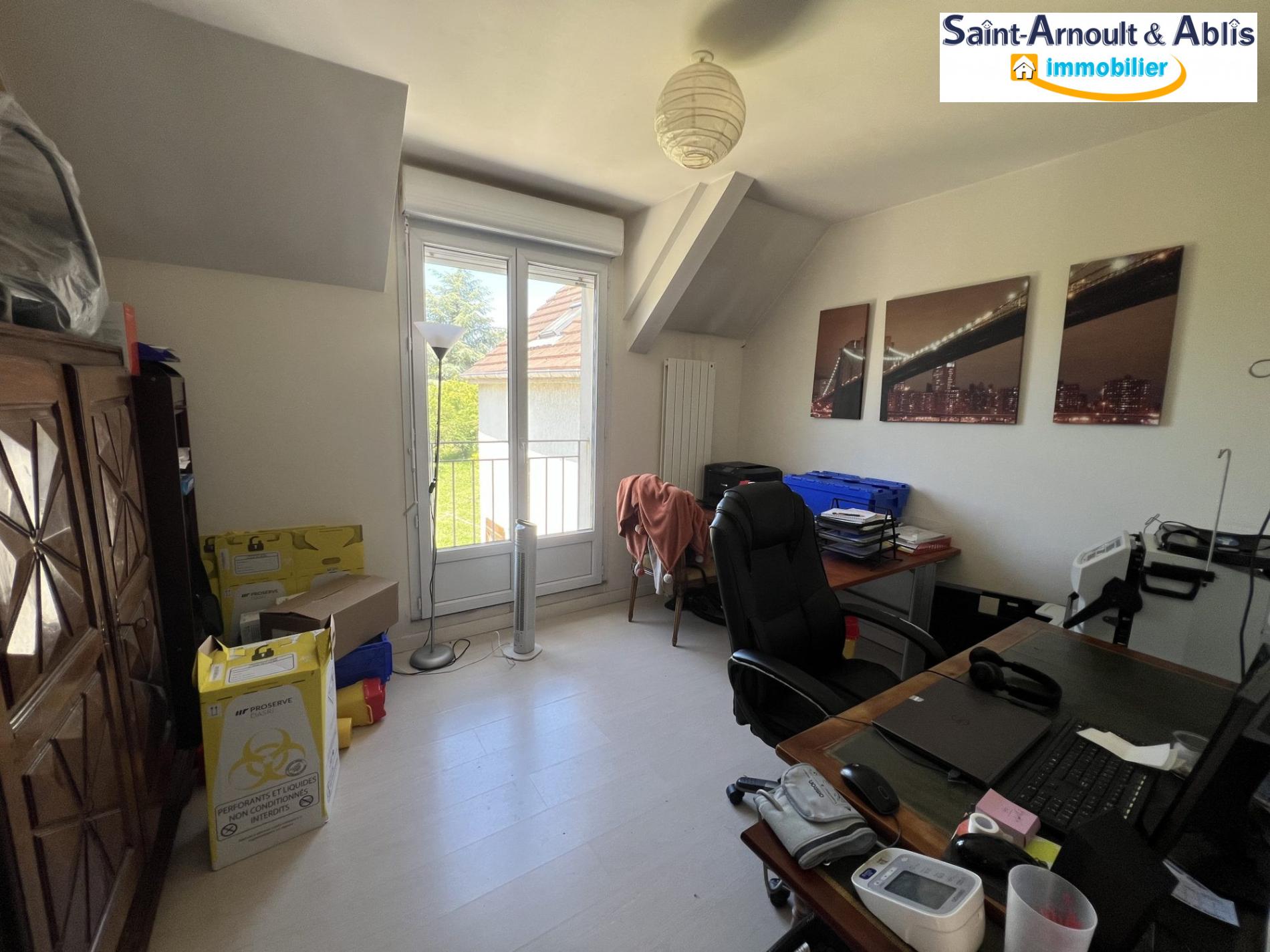 ST ARNOULT EN Ynes 78730