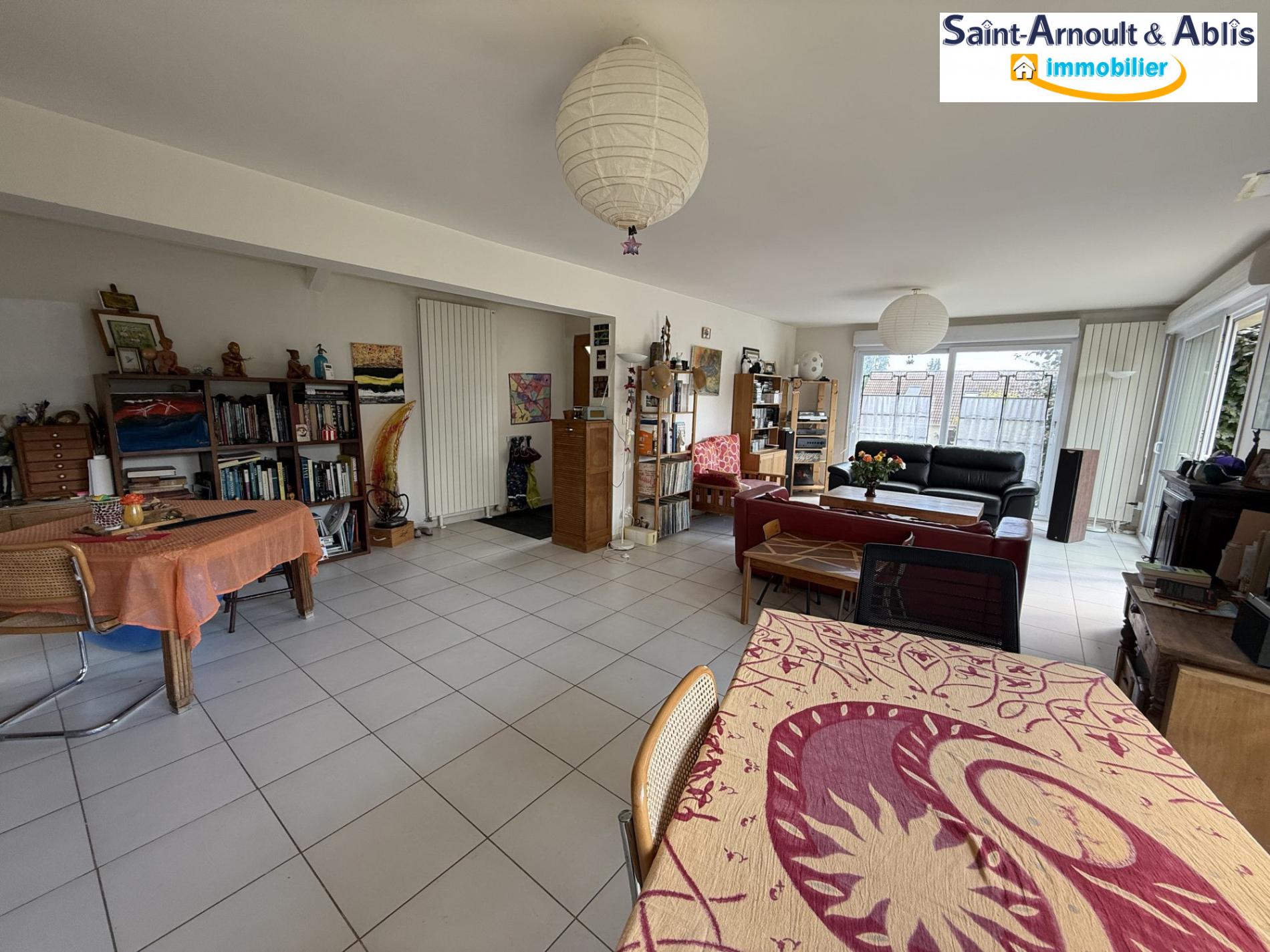 ST ARNOULT EN Ynes 78730