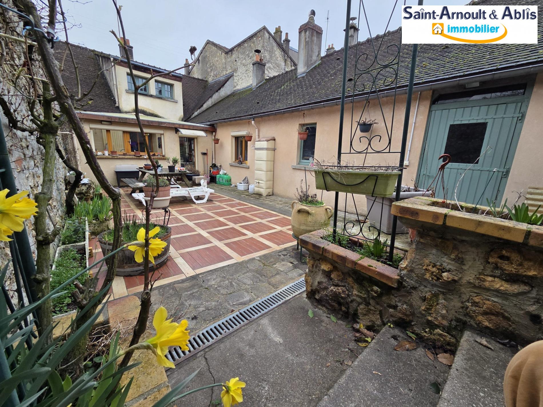 ST ARNOULT YVELINES 78730