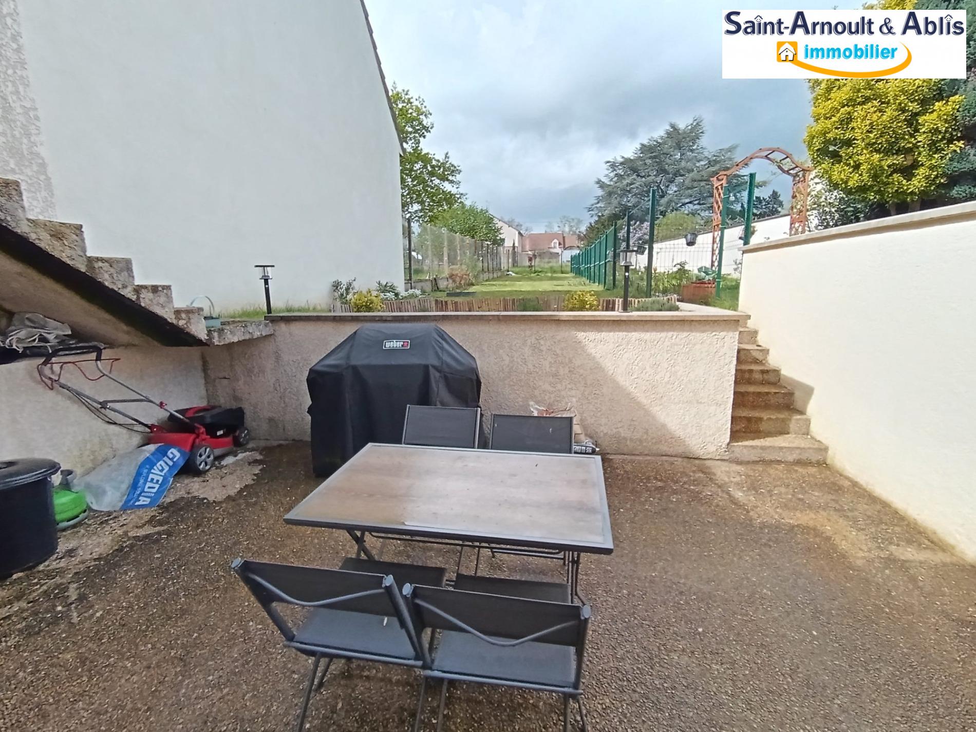 SAINT ARNOULT EN YVELINES 78730