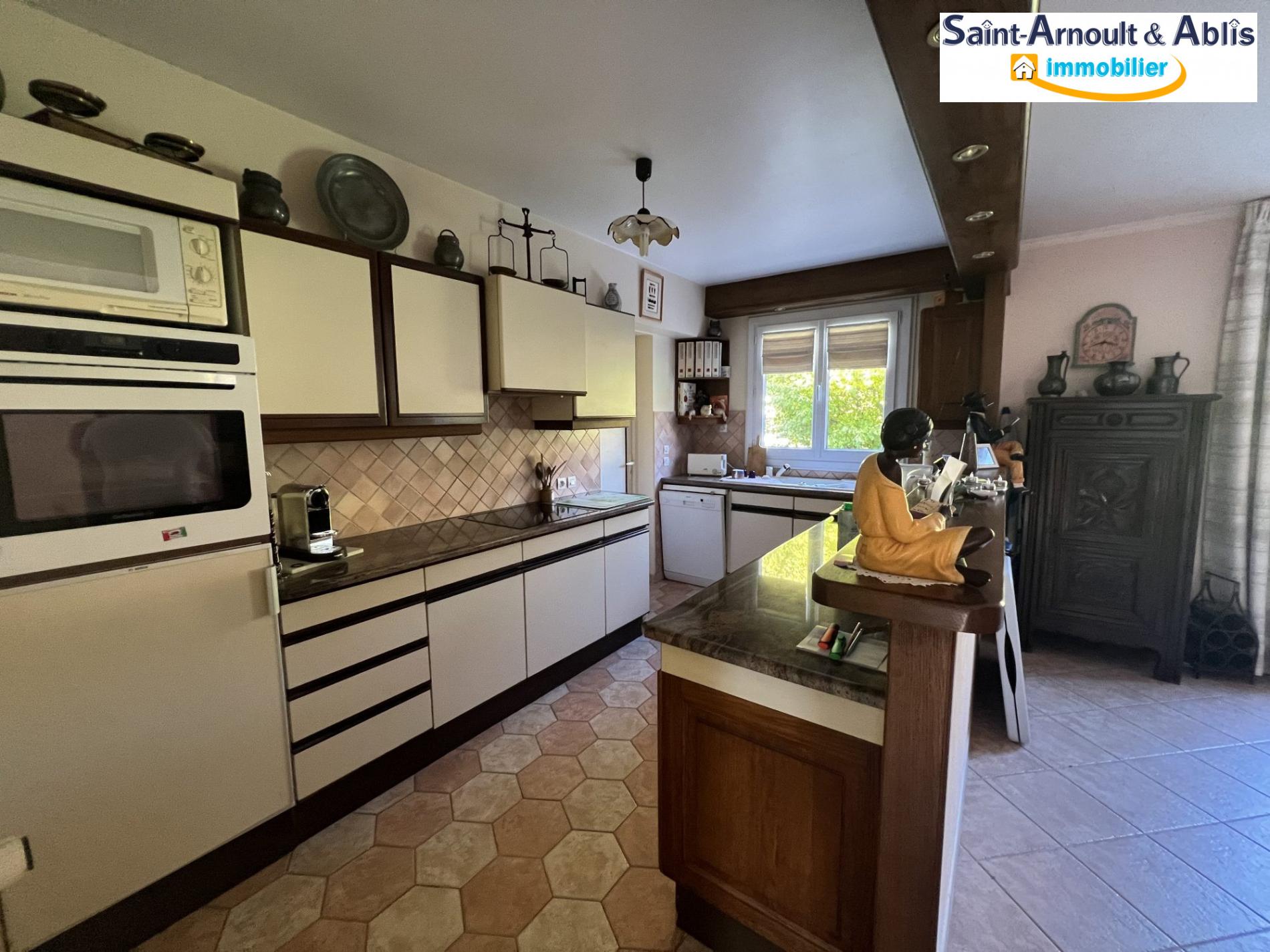 ST ARNOULT EN YVELINES 78730