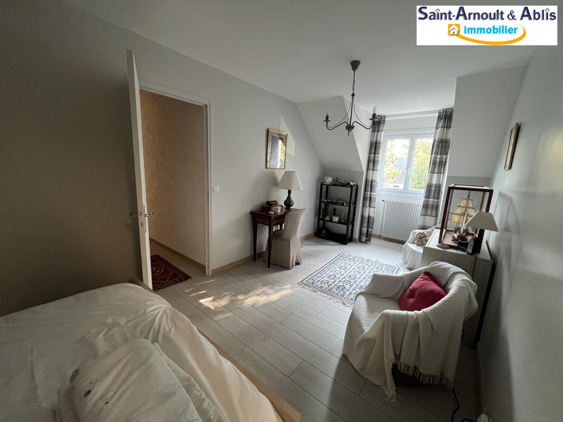 ST ARNOULT EN YVELINES 78730