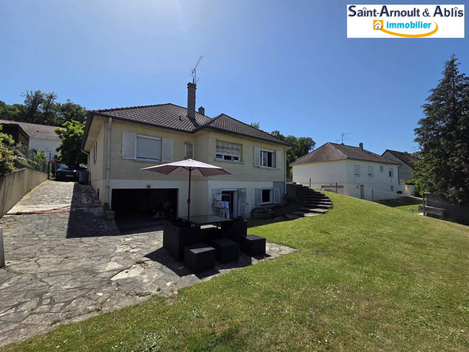 ST ARNOULT EN YVELINES 78730
