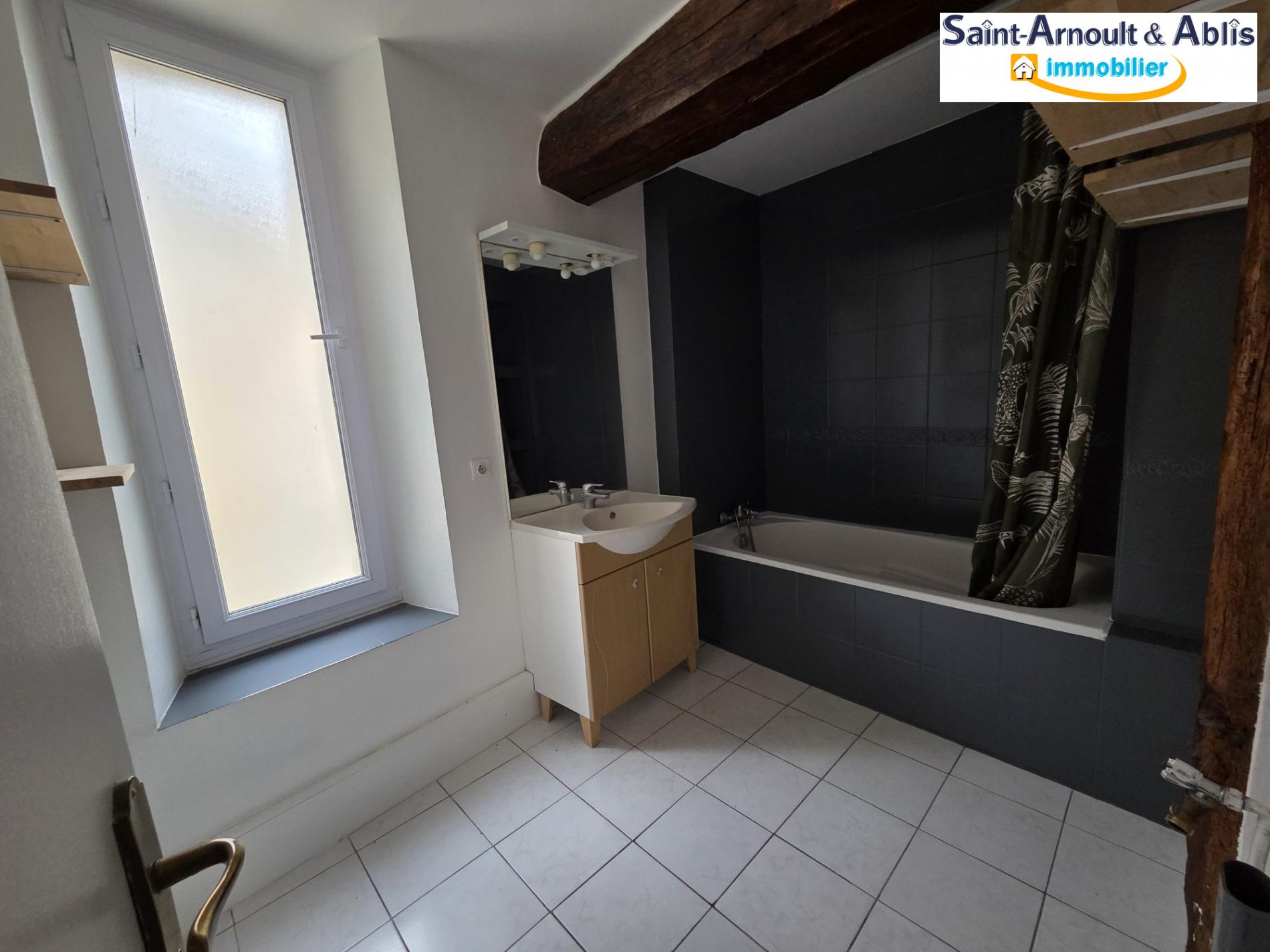 Appartement à SAINT ARNOULT EN YVELINES