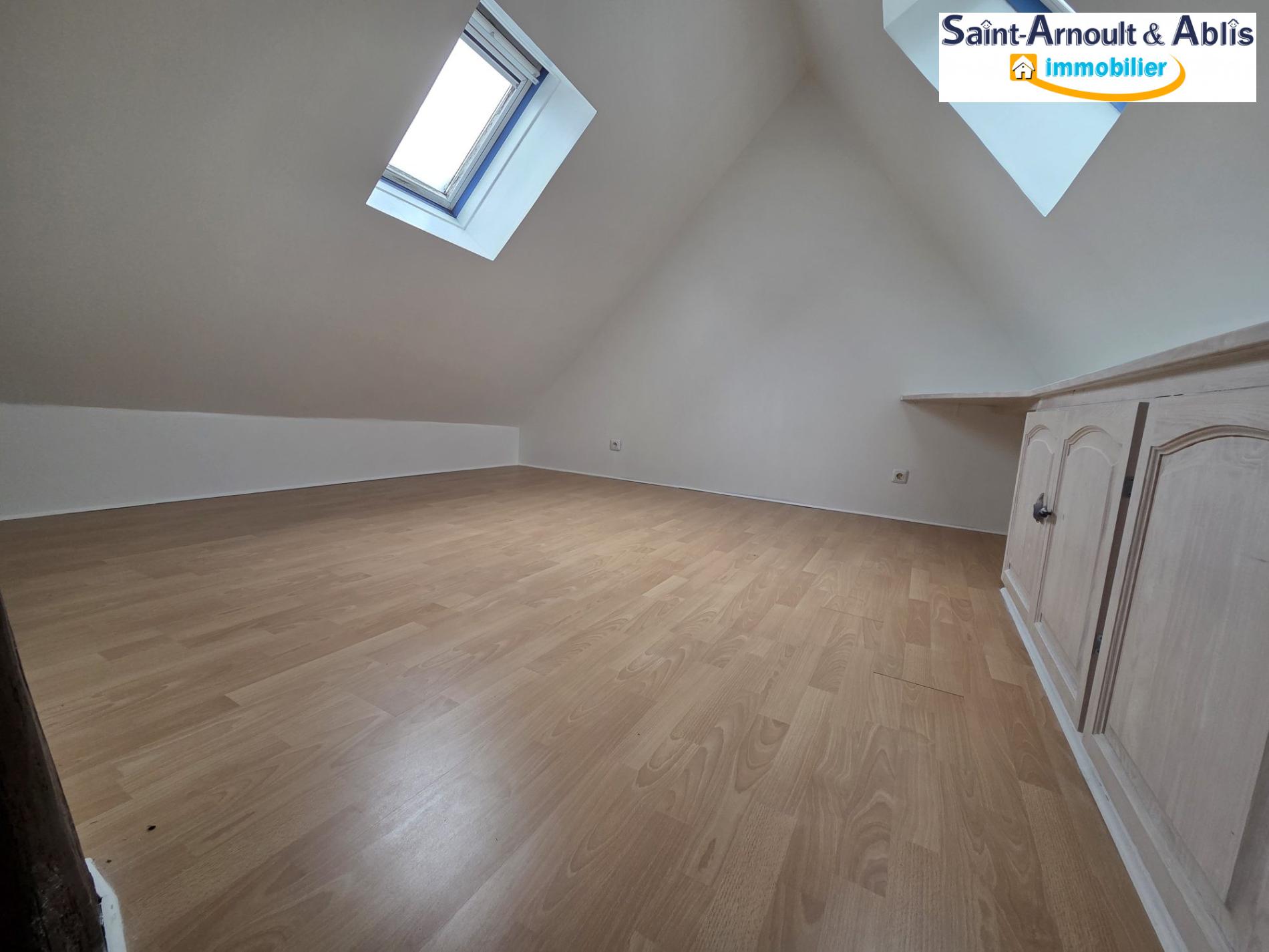 Appartement à SAINT ARNOULT EN YVELINES